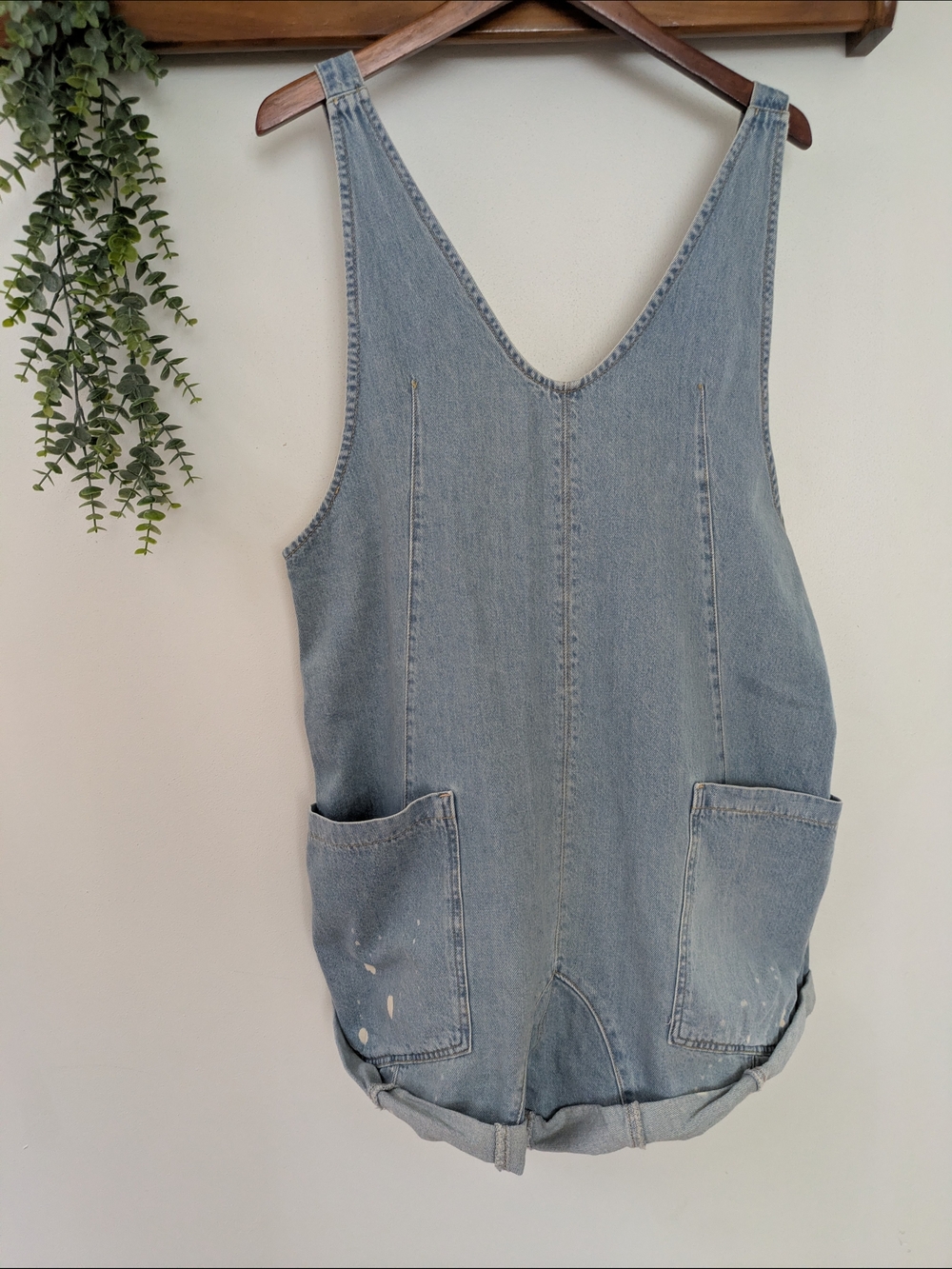 NWOT We The Free Light Blue Denim Women’s Romper Shorts - Casual Pocket Overalls - Picture 4 of 6
